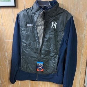 Columbia Men's Olive and Navy Puffer Jacket